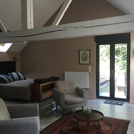 Logis Hotel-Restaurant - Le Moulin D'Artres Luaran gambar
