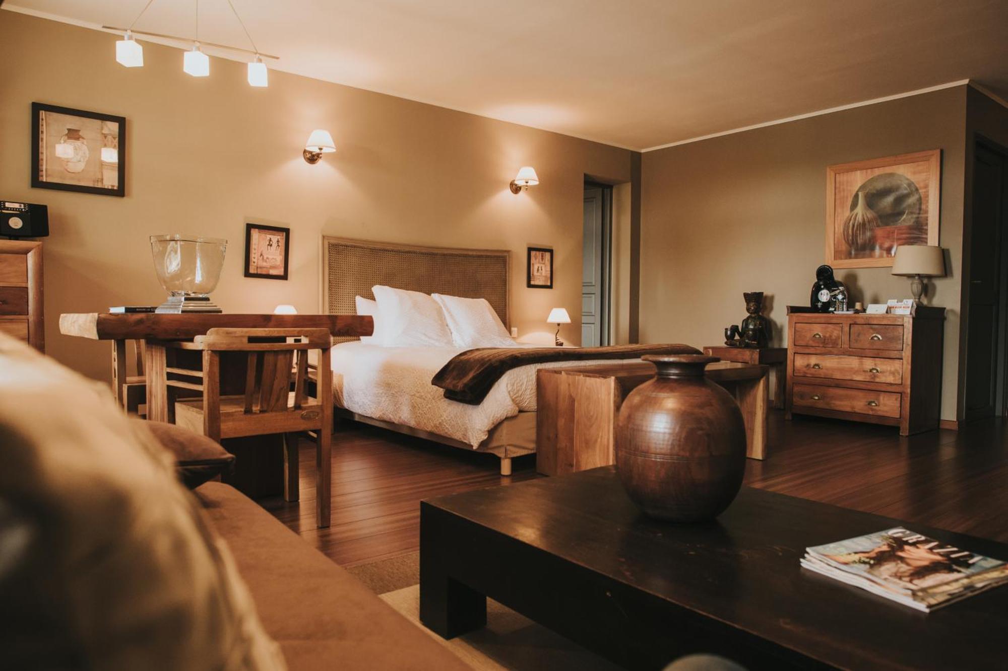 Logis Hotel-Restaurant - Le Moulin D'Artres Luaran gambar