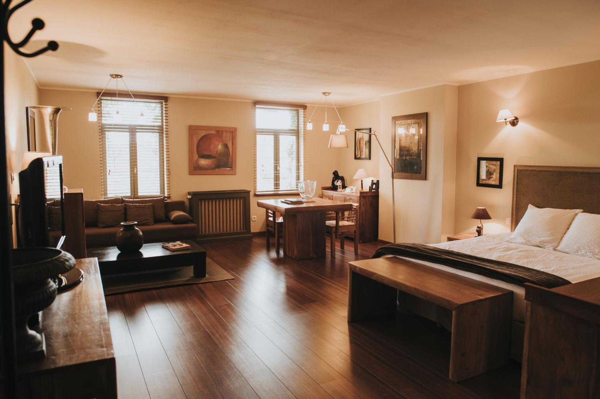 Logis Hotel-Restaurant - Le Moulin D'Artres Luaran gambar