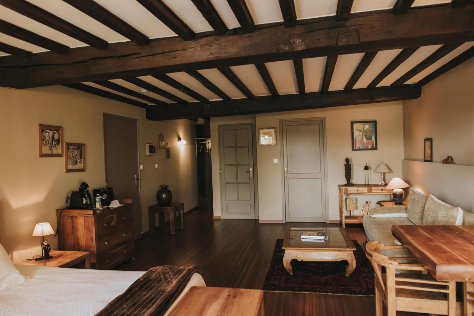 Logis Hotel-Restaurant - Le Moulin D'Artres Luaran gambar