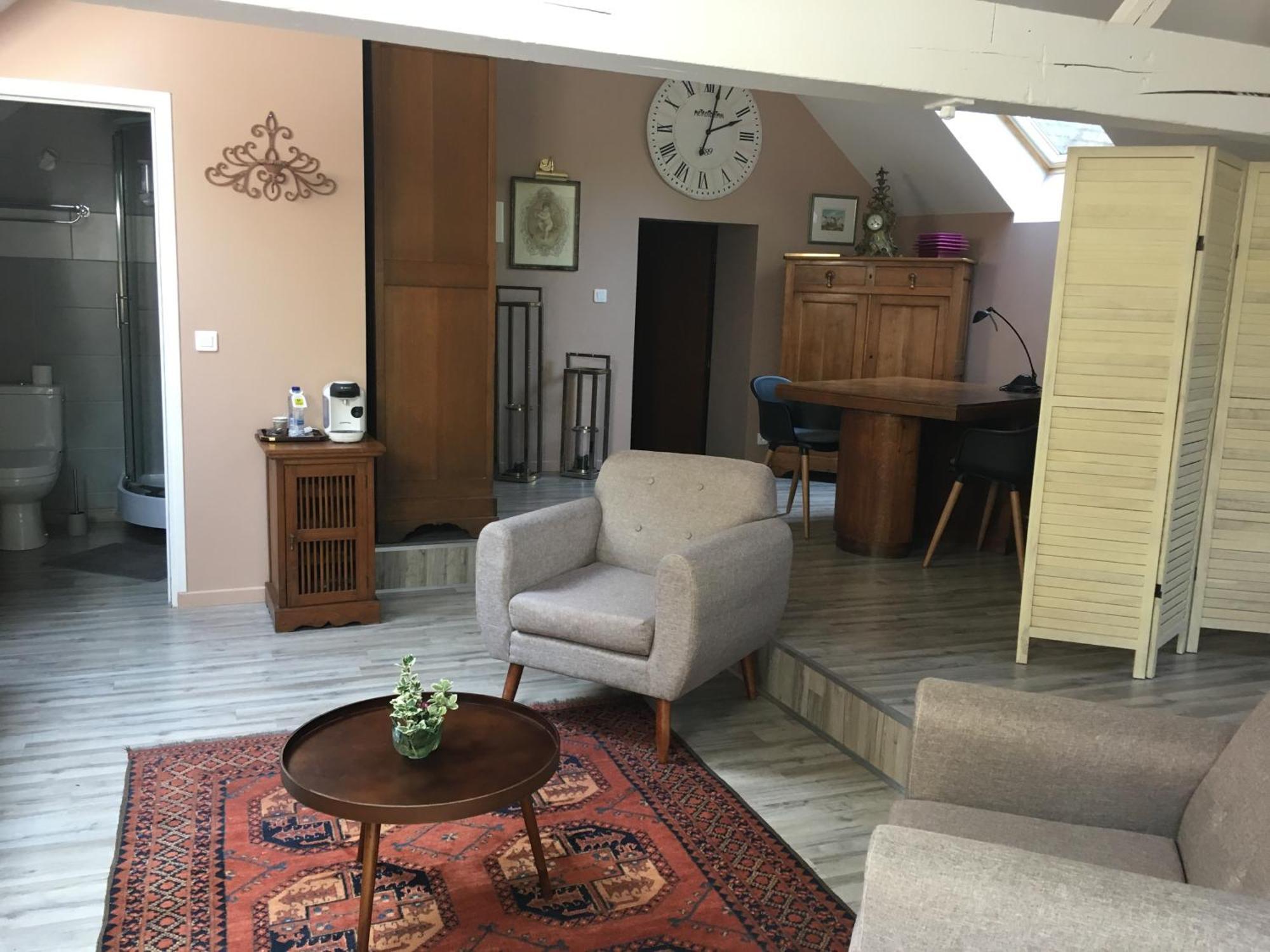 Logis Hotel-Restaurant - Le Moulin D'Artres Luaran gambar